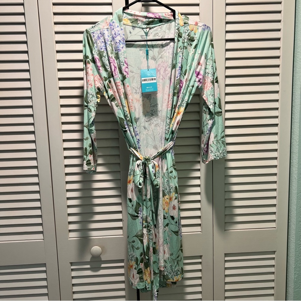 NWT Posh Peanut Robe